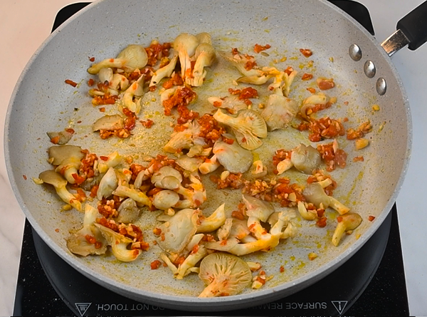 Creamy Pork Chops - Step 6